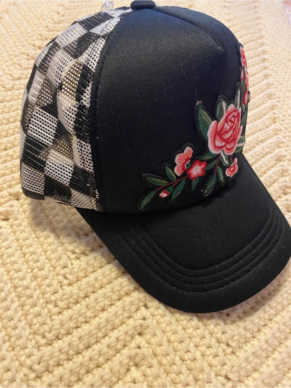 Black Floral Embroidered Trucker Hat - Picture 3 of 4